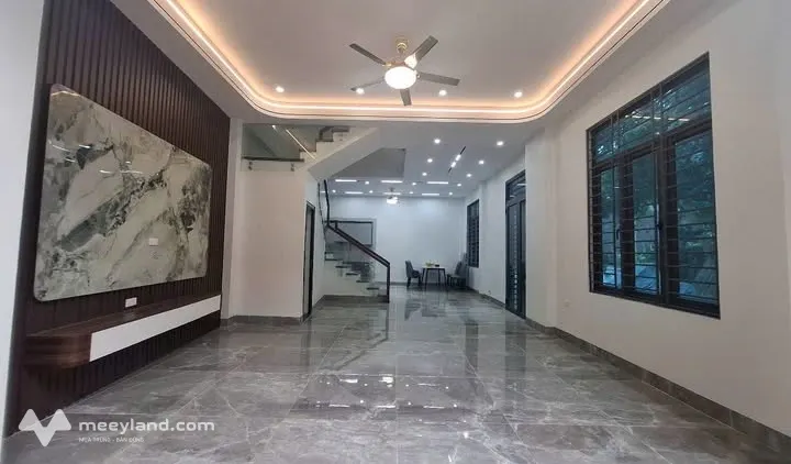 Chủ nhà lầy lội cần bán gấp căn nhà góc 2 mặt tiền siêu đẹp tại Lương Tài, Bắc Ninh