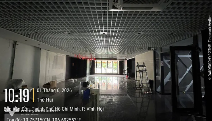 Cho thuê văn phòng cao cấp 778m2 full nội thất view sông đẹp tại Quận 4