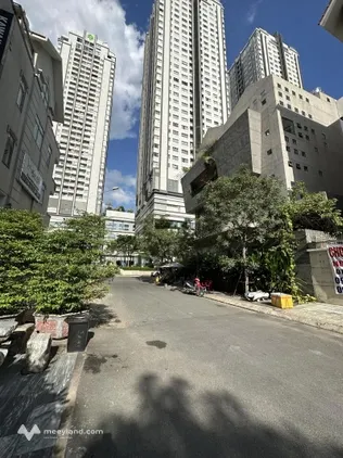 Cho thuê Tòa Nhà Văn phòng tại Khu đô thị Him Lam Kênh Tẻ, DT 500m2, Chính chủ