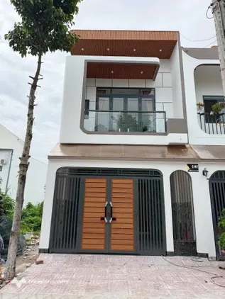 Nhà 1 trệt 1 lầu mới xây tại Long Châu, Vĩnh Long, full nội thất xịn xò