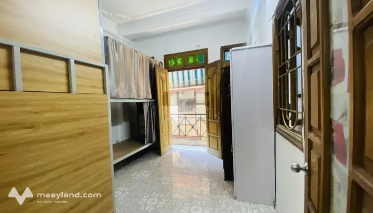 Cho thuê homestay Hoàng Quốc Việt đủ đồ giá 1.750k/tháng bao điện nước. LH: 091••••66
