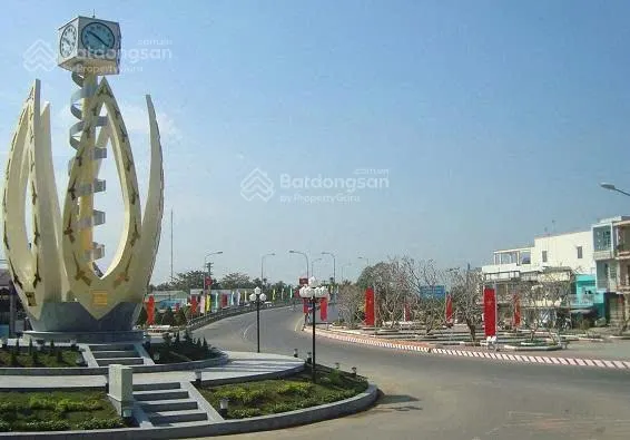 Bán đất mặt tiền đường số 5, thị trấn tiểu cần, trà vinh 4500m2 full thổ cư