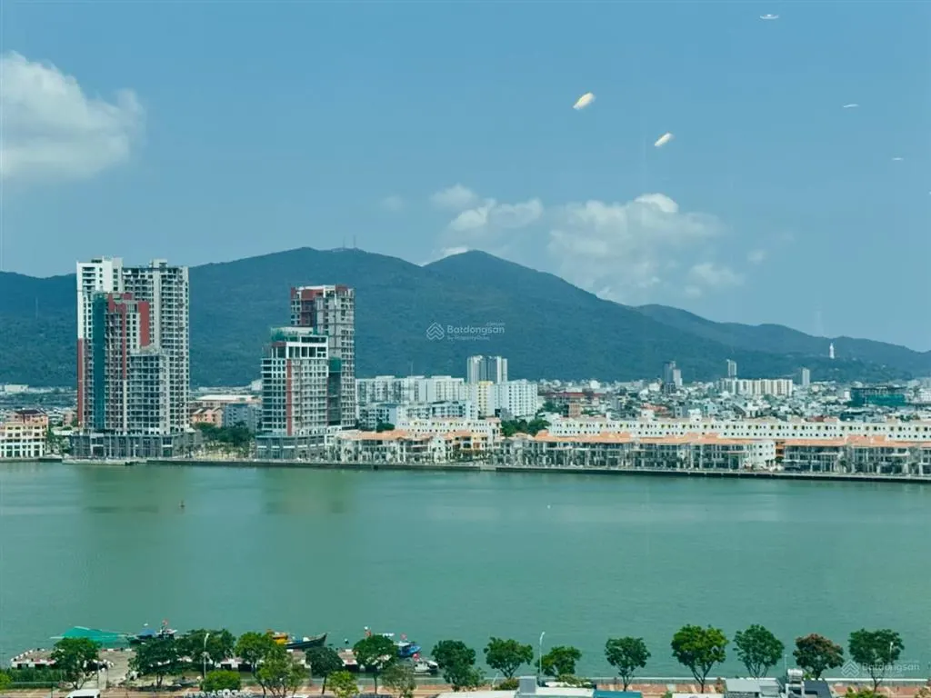 Cắt lỗ sâu! căn góc 3pn đẹp nhì sun symphony view biển + view sông pháo hoa