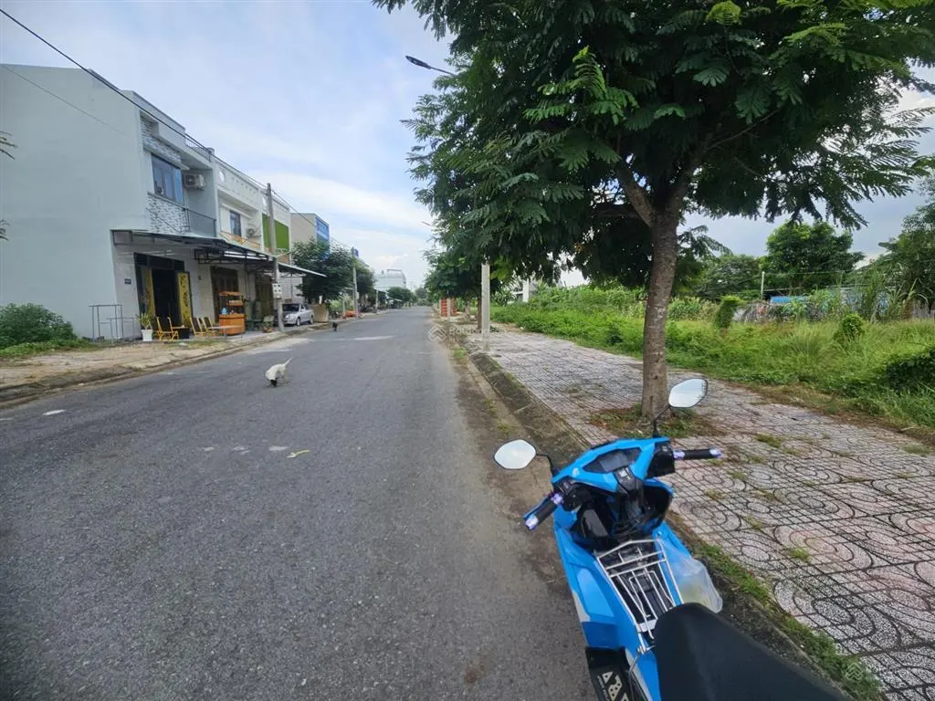Nền 110m2 ngang 7m nở hậu, ra mặt tiền gần đường 835b, xã phước lý, cần giuộc, long an, 1,04 tỷ