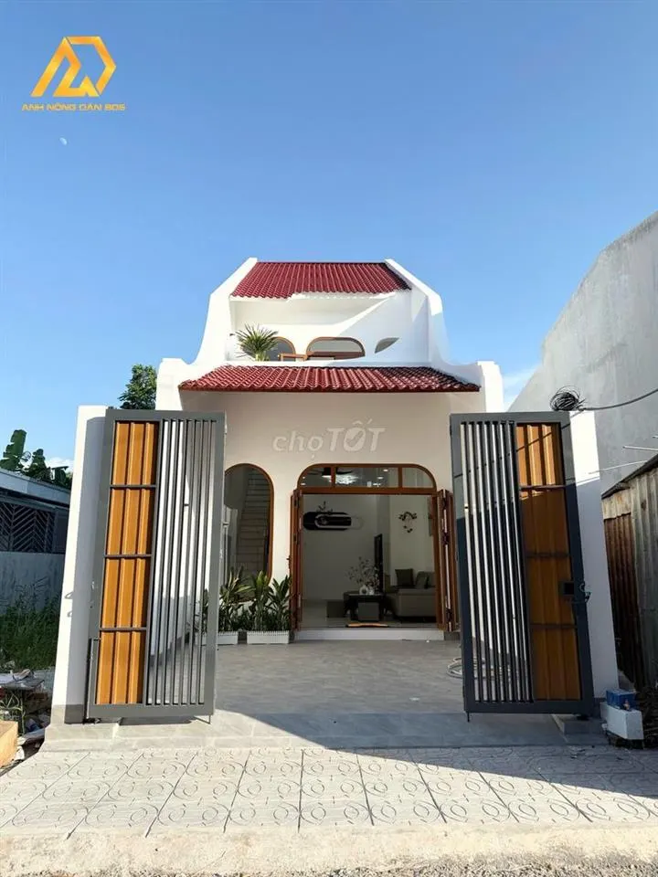 Nhà trệt lầu full nội thất cách TTTP 1,5KM KDC đông đủ tiện ích