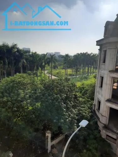 Bán liền kề Green Park Vĩnh Hưng, 75m2 thang máy, căn view công viên đẹp nhất dự án 11 tỷ