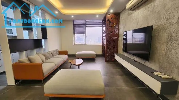 Căn hộ cao cấp trung tâm Tây Hồ, lô góc, view sông – cầu Nhật Tân, 130m, 3 ngủ, full đồ