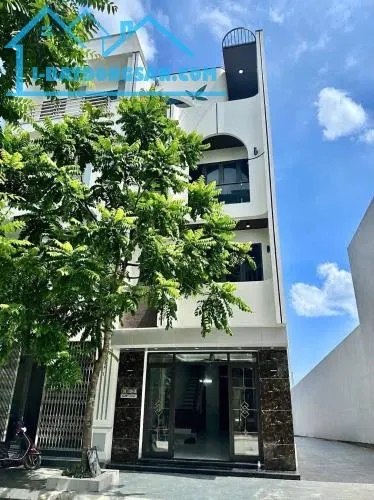 Nhà 5 tỷ 550 triệu, mặt đường KĐT mỹ trung, 60 M2 x 4 tầng có thang máy