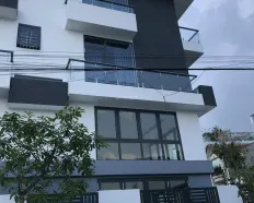 Cho thuê nhà nguyên căn khu dân cư cao cấp ven sông. 0932 011