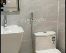 Cho thuê nhà riêng 4 tầng ở ngõ 178 chợ Khâm Thiên, nhà mới sơn sửa