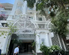Cho thuê nhà Hẻm 29/Hoàng Diệu, Quận Phú Nhuận