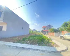Tôi cần bán mảnh đất 100m2 full thổ cư tại trung tâm Hòa Lạc gần Metro 5 giá 1 tỷ 9