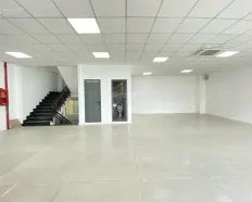 Cho thuê văn phòng 200m2 không cột Tân Bình
