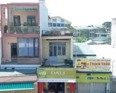 Căn nhà mặt tiền đường Phạm Văn Đồng Thị Trấn Châu Ổ chỉ 4.2 tỷ