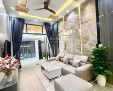 Bán nhà 3 tầng kiệt Lý Tự Trọng thông Đống Đa, 54m², 3PN, 3WC đầy đủ nội thất