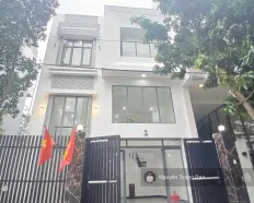 Cho thuê nhà nguyên căn khu Thế Kỷ 21 - Thạnh Mỹ Lợi - Quận 2 - 500m2 sàn/8*20m/trệt 3 lầu