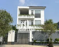 Cho thuê nhà ngang 10m dài 25m đường Liên Phường Quận 9 vào 100m gara 3 lầu 5 phòng hướng Tây Bắc