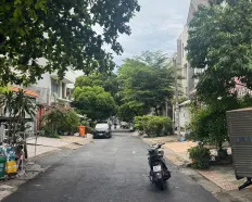 Khu bàn cờ hẻm 8m thông 31/Ung Văn Khiêm cạnh ĐH Hutech - bán đất tặng nhà Bình Thạnh(4,5x17) 9.9tỷ