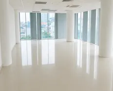 Cho thuê văn phòng view đẹp tại Ung Văn Khiêm, 80m2, 18 triệu VND, nhiều tiện ích