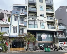 Bán nhà 4 tầng đường Hoàng Công Chất doanh thu 28 tr/th - Khuê Mỹ - đi bộ ra biển