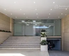 Cho thuê mặt bằng KD 200m² mặt phố Nguyễn Du, đủ PCCC, có hầm xe, giá 48 triệu/tháng