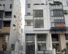 Cho thuê tòa VP Quận 2. Gần Đảo Kim Cương. DT: 9x22m. Hầm 7 lầu full sàn trống