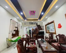 Bán nhà 2 tầng K146 Phan Văn Định rộng 148.7m2 gần sát biển