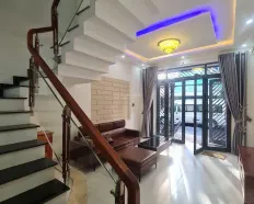 Chính chủ cho thuê nhà mặt tiền Phan Huy Ôn, mới 100%, từ khi xây chưa ở ngày nào. Nhà sạch, đẹp