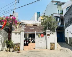 Cho thuê HXH Bùi Thị Xuân Quận 1 DTSD 400m2