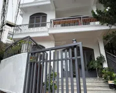 Cho thuê nhà ngay trung tâm Đà Lạt 15 triệu 1 tháng đầy đủ nội thất