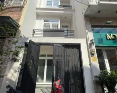 Nhà đường Thành Thái diện tích: 4x20m trệt 3 lầu cho thuê