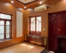 Cho thuê nhà 4T full nội thất ngõ 266 Đội Cấn sát mặt phố. DT 50m2 có 5PN 4WC giá 16,5tr/th
