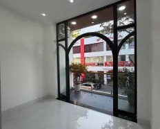 Cho thuê nhà 3 tầng đường Hoàng Diệu Kinh Doanh Sầm Uất 35 triệu/tháng