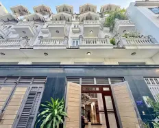 Nhà hẻm xe hơi - Nguyễn Oanh, Phường 6. Diện tích: 4x17m. 4 lầu. 5 phòng, 5 WC. 18 triệu/tháng