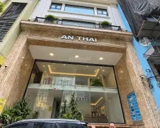 Cho thuê mặt bằng mặt phố Quan Hoa 122m2 siêu đẹp, thông sàn chỉ 19 triệu/sàn
