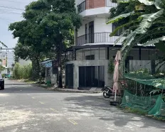 Bán nhanh lô đất trục chính giá tốt Diamond Town Bưng Ông Thoàn