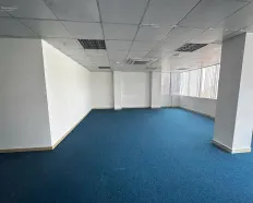 Cho thuê VP Nguyễn Hữu Cầu Q1, 50m2, lót thảm, view kính cửa sổ thoáng mát