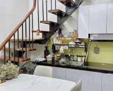 Chính chủ bán nhà riêng ngã tư Bạch Mai - Thanh Nhàn. Nhà đẹp đủ đồ, ở ngay