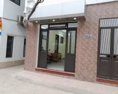 Cho thuê mặt bằng tầng 1 Hoàng Đạo Thành gần chợ, trường học 5,5 triệu/tháng.
