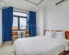 Bán nhà 5 tầng mặt tiền Nguyễn Công Trứ 94m2 sát biển Mỹ Khê