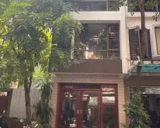 Cho thuê nhà ngõ Ô to 46 Phạm Ngọc Thạch 45 m2 xây 5 tầng;Giá 20 triệu/tháng;LH Phú Trần 0978 314