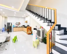 Nhà 3 tầng mới đẹp - Kiệt Núi Thành 4m - Cách đường 20m - Chỉ 5,2 tỷ