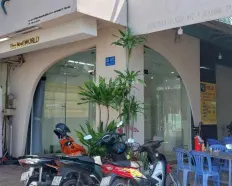 Cho thuê mặt bằng góc 2 mặt tiền cạnh chợ Bình Khánh