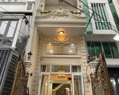 Cho thuê nhà hẻm rộng 5m (ô tô vào tận cửa) đường Vạn Kiếp, P. 3, Q. Bình Thạnh: 3,5m x 14m, 3 lầu