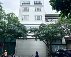 Tòa nhà văn phòng thiết kế chuẩn thương mại Long Biên MT 9m