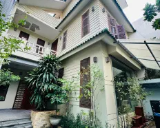 Cho thuê nhà 3 tầng đường An Thượng, gần Trần Bạch Đằng, biển Mỹ Khê