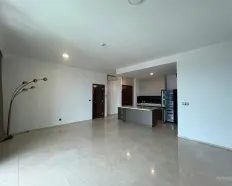 Cho thuê 4 phòng ngủ D'Edge Thảo Điền, nội thất cơ bản, có sẵn đồ điện, đang trống.