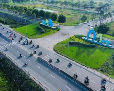 Mặt tiền siêu VIP nằm trên trục chính lớn nhất 25m của dự án Khu Dịch Vụ Hỗn Hợp VSIP Quảng Ngãi