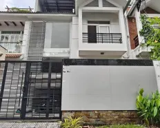 Cho thuê nhà 8x20m, 1 hầm 2 lầu ngay Song Hành, giá 60tr. LH 0931 254