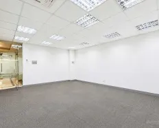 Sàn văn phòng Út Tịch Tân Bình 155m2 giá cực tốt 43 tr/tháng